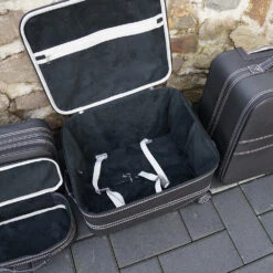 Aston Martin Vantage V8 Coupé 2018 + 2024 Kofferset Kofferraum 3-tlg. -Brax Taschen Deutschland Verkaufs-Shop 1048215 1713