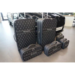 Bentley Continental GT Cabrio Ab 2018 (EU) 4-tlg. Kofferset Kofferraum 11 Bentley Continental GT Cabrio Ab 2018 (EU) 4-tlg. Kofferset Kofferraum -Brax Taschen Deutschland Verkaufs-Shop 1048475 DSC01884