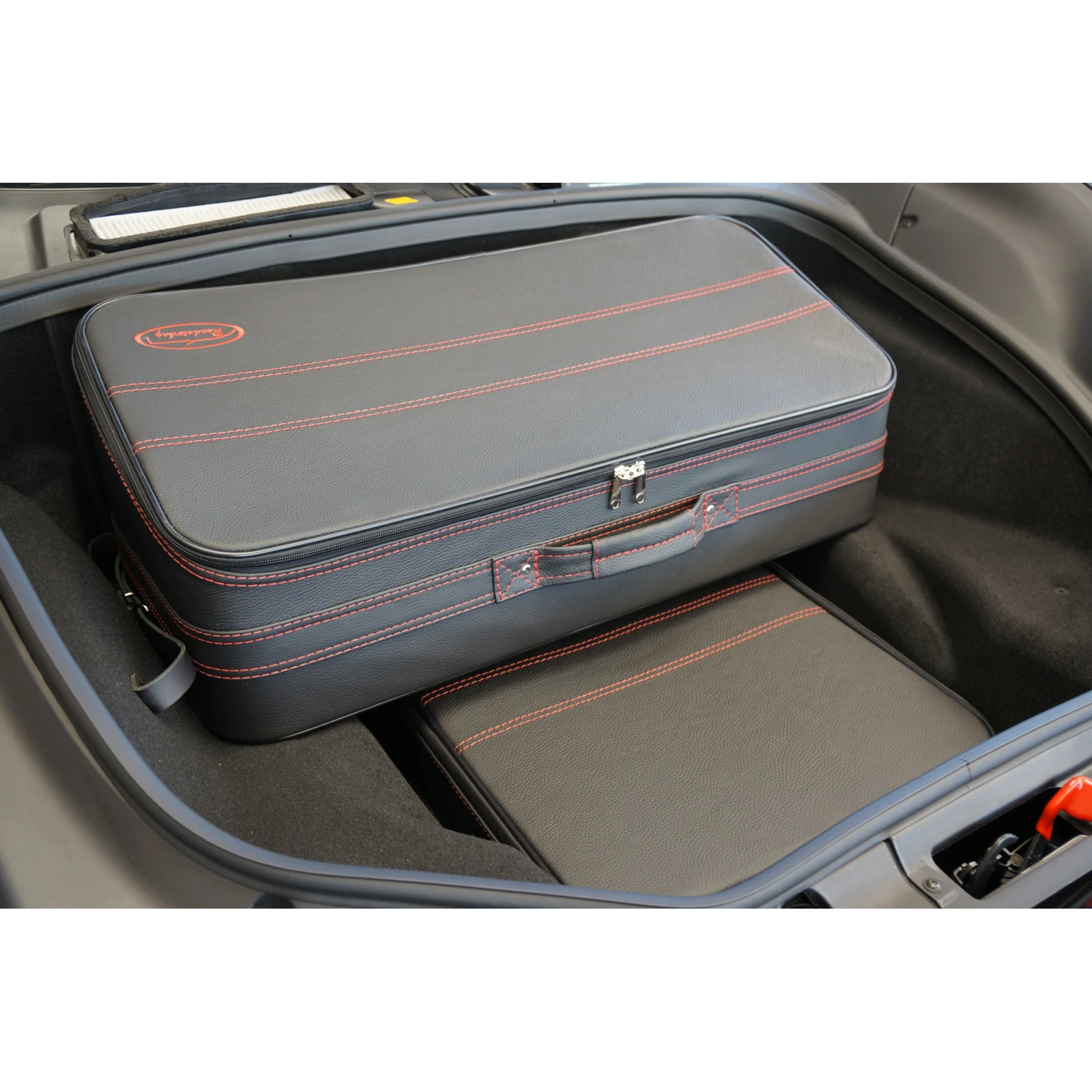 Ferrari 458 Italia/Spider + 488 GTB/Spider (EU-Version) - 3-tlg. Kofferset Kofferraum - Rote Naht 4 Ferrari 458 Italia/Spider + 488 GTB/Spider (EU-Version) - 3-tlg. Kofferset Kofferraum - Rote Naht – Bild 4