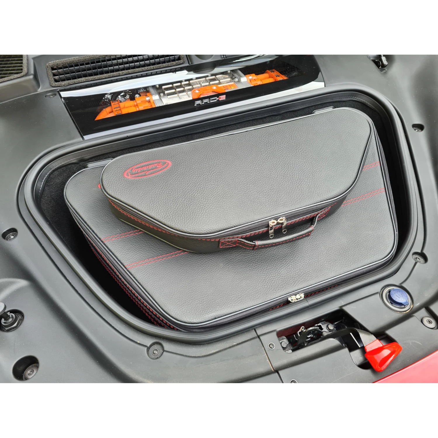 Ferrari SF 90 Spider + Coupé - 2-tlg. Kofferset Kofferraum 2 Ferrari SF 90 Spider + Coupé - 2-tlg. Kofferset Kofferraum – Bild 2