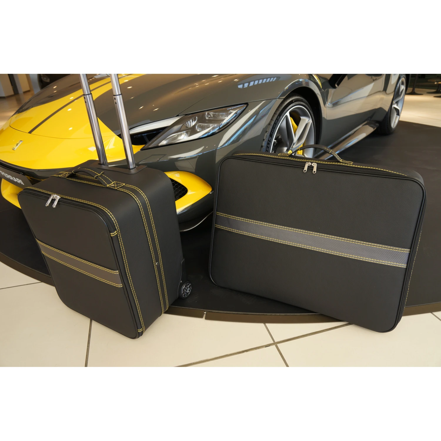 Ferrari 296 GTB / 296 GTS, Coupé + Spider - 2-tlg. Kofferset Kofferraum 5 Ferrari 296 GTB / 296 GTS, Coupé + Spider - 2-tlg. Kofferset Kofferraum – Bild 5