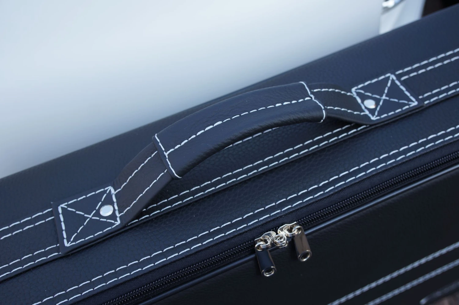 Kofferset Porsche Boxster (986 + 987) - Front 3-tlg. 1 Kofferset Porsche Boxster (986 + 987) - Front 3-tlg.